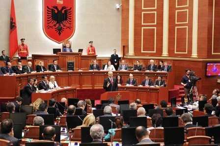 Sot zyrtarizohet emri i guvernatori te ri i Bankes se Shqiperise